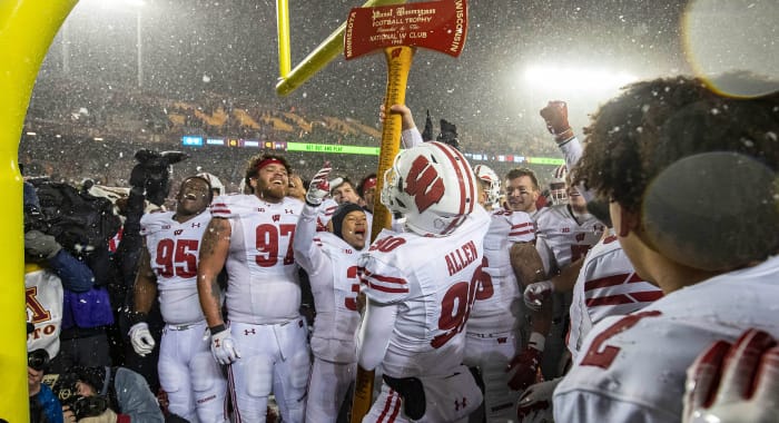 Wisconsin football beats Minnesota Paul Bunyans axe